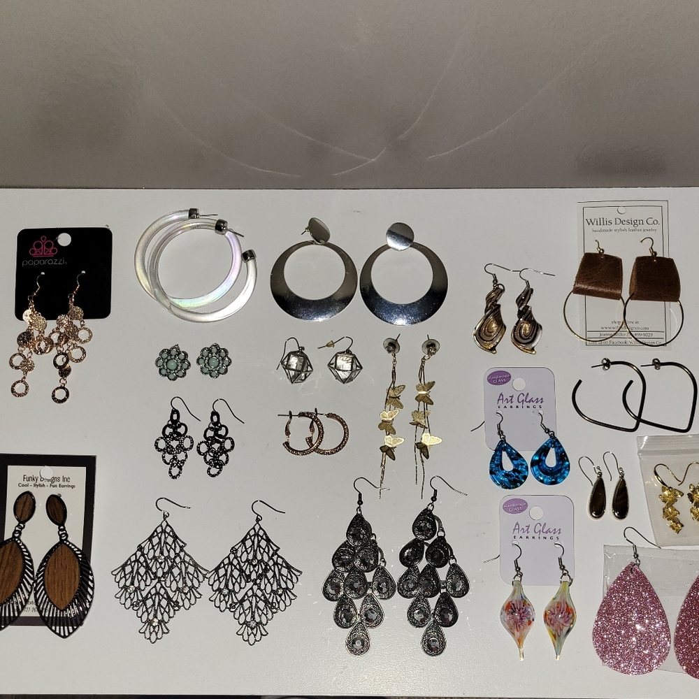 Bundle of beautiful earrings